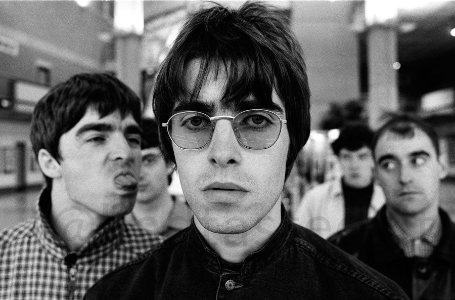 [CUADRO] Oasis - Foto promo 90s